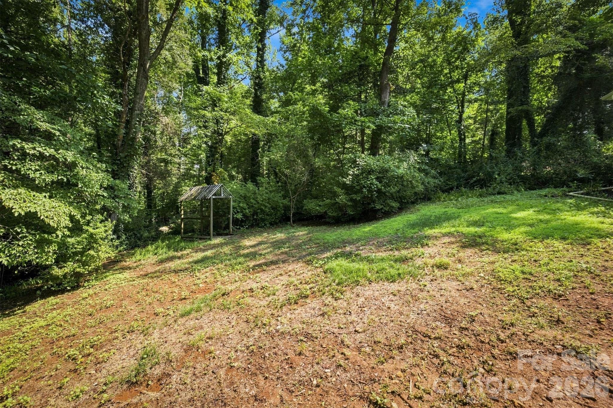 3517 Crestwood Drive — Morganton