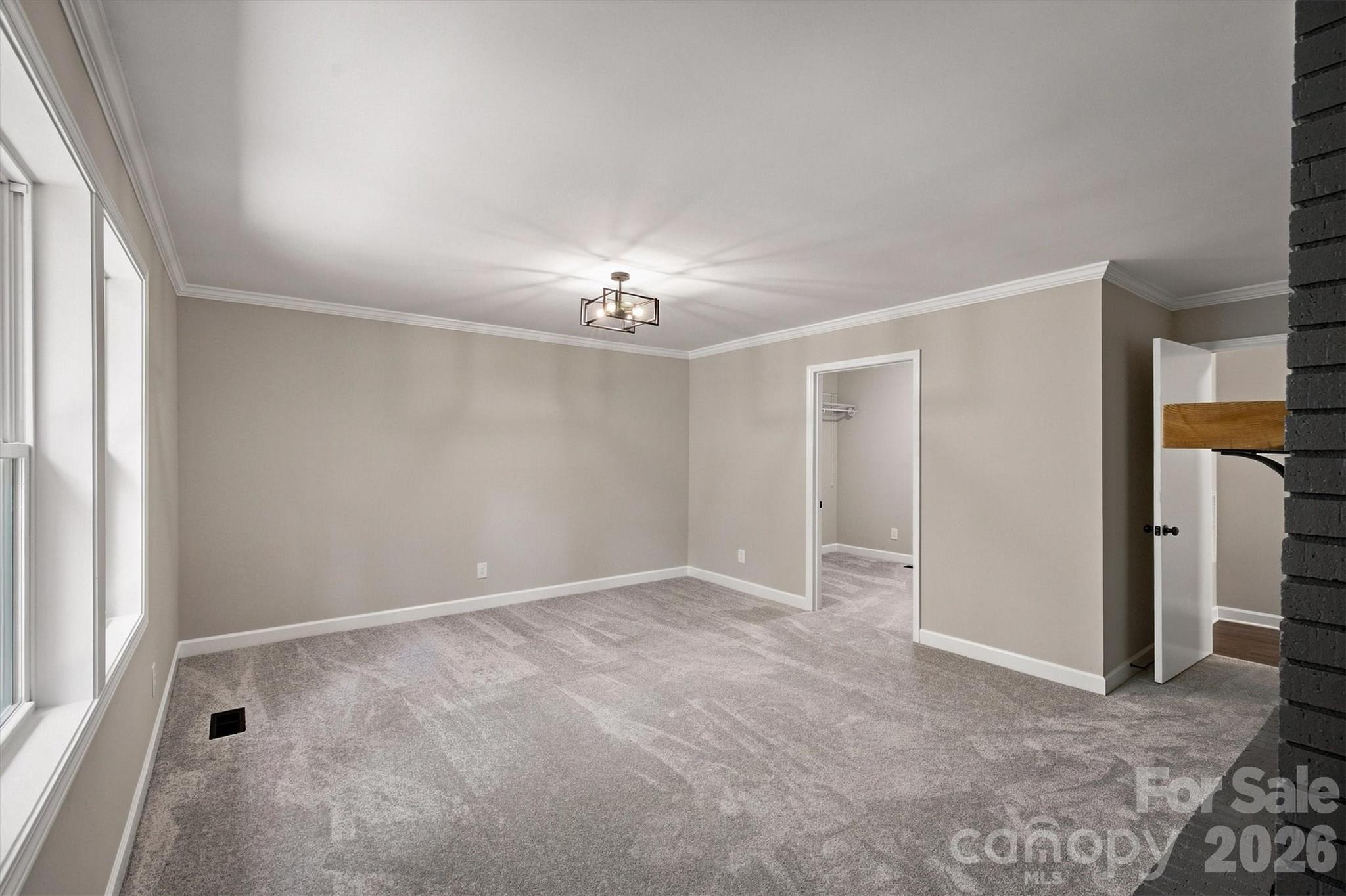 3517 Crestwood Drive — Morganton