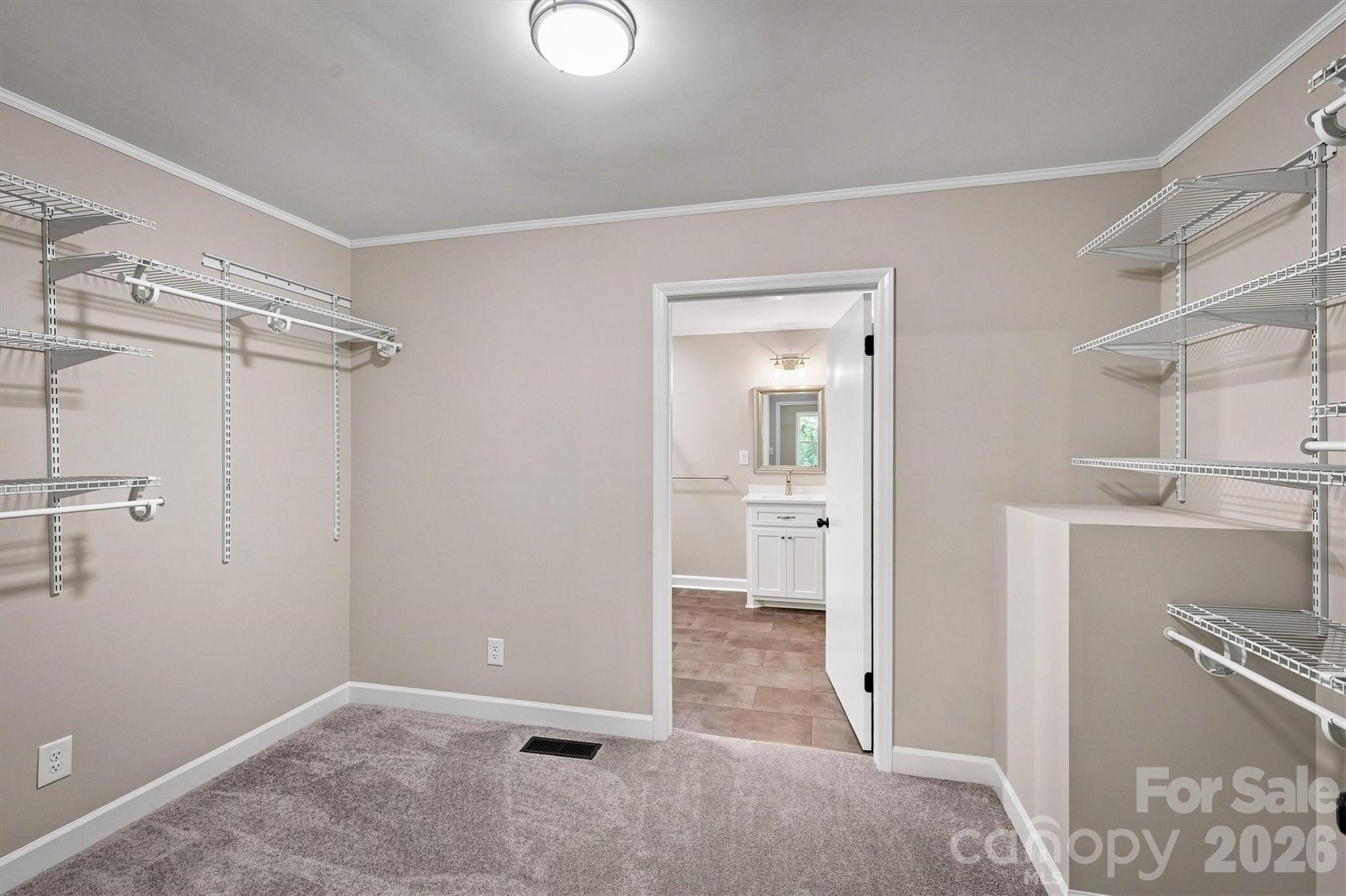 3517 Crestwood Drive — Morganton