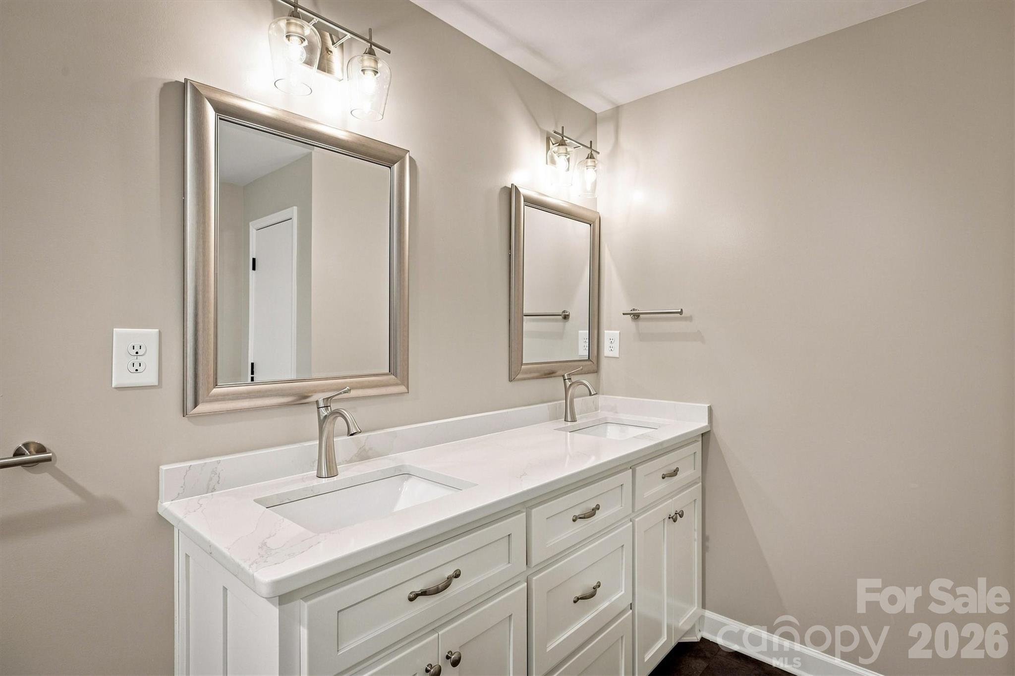 3517 Crestwood Drive — Morganton
