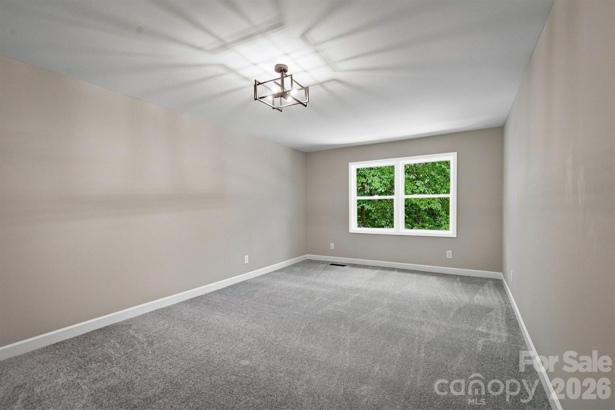 3517 Crestwood Drive — Morganton