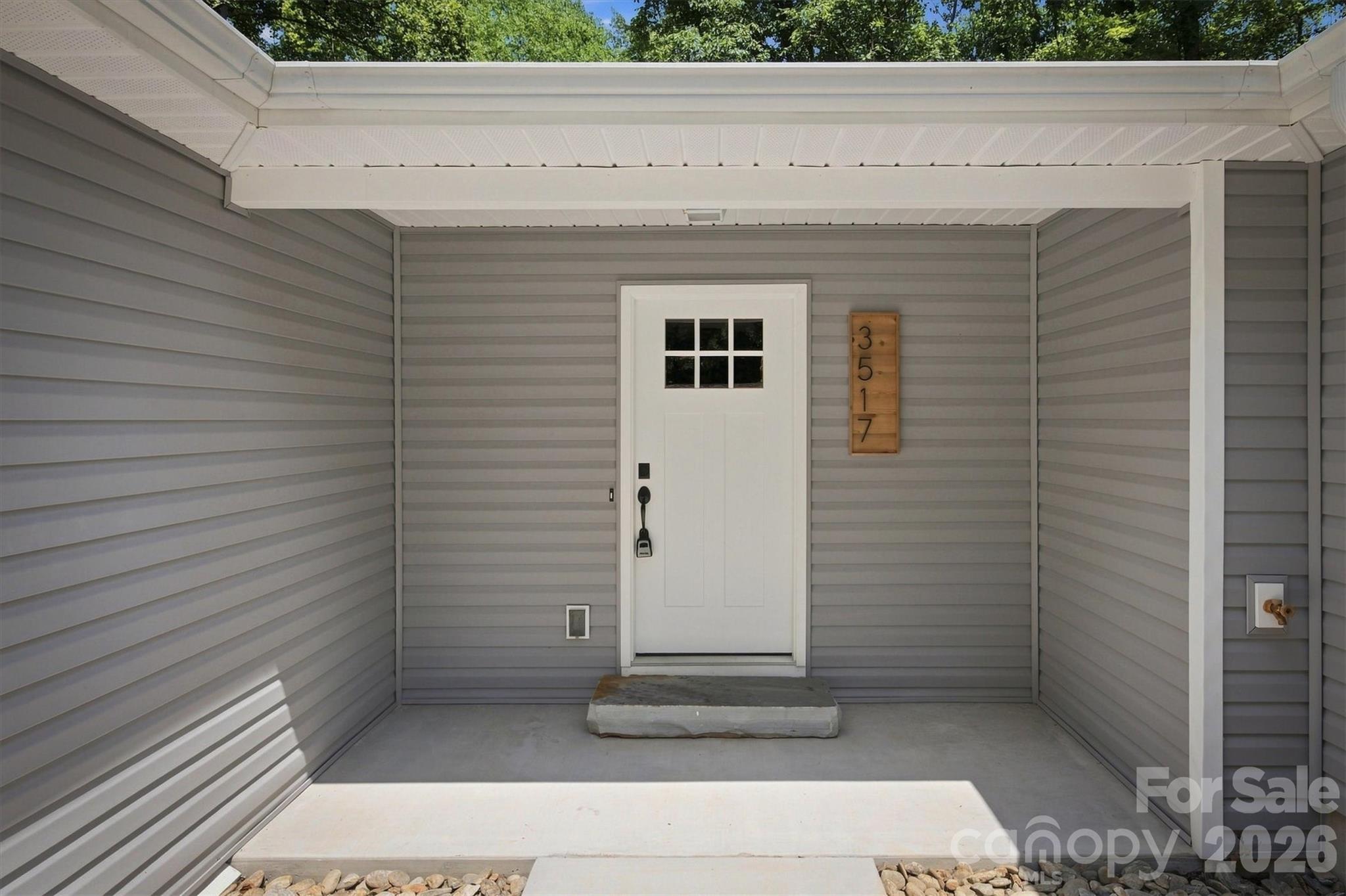 3517 Crestwood Drive — Morganton