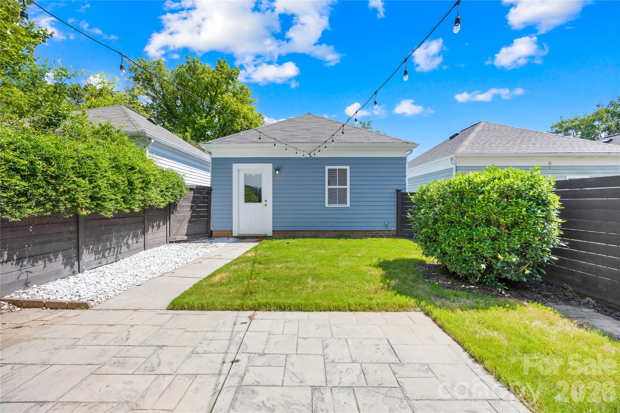711 E 8th Street — Charlotte