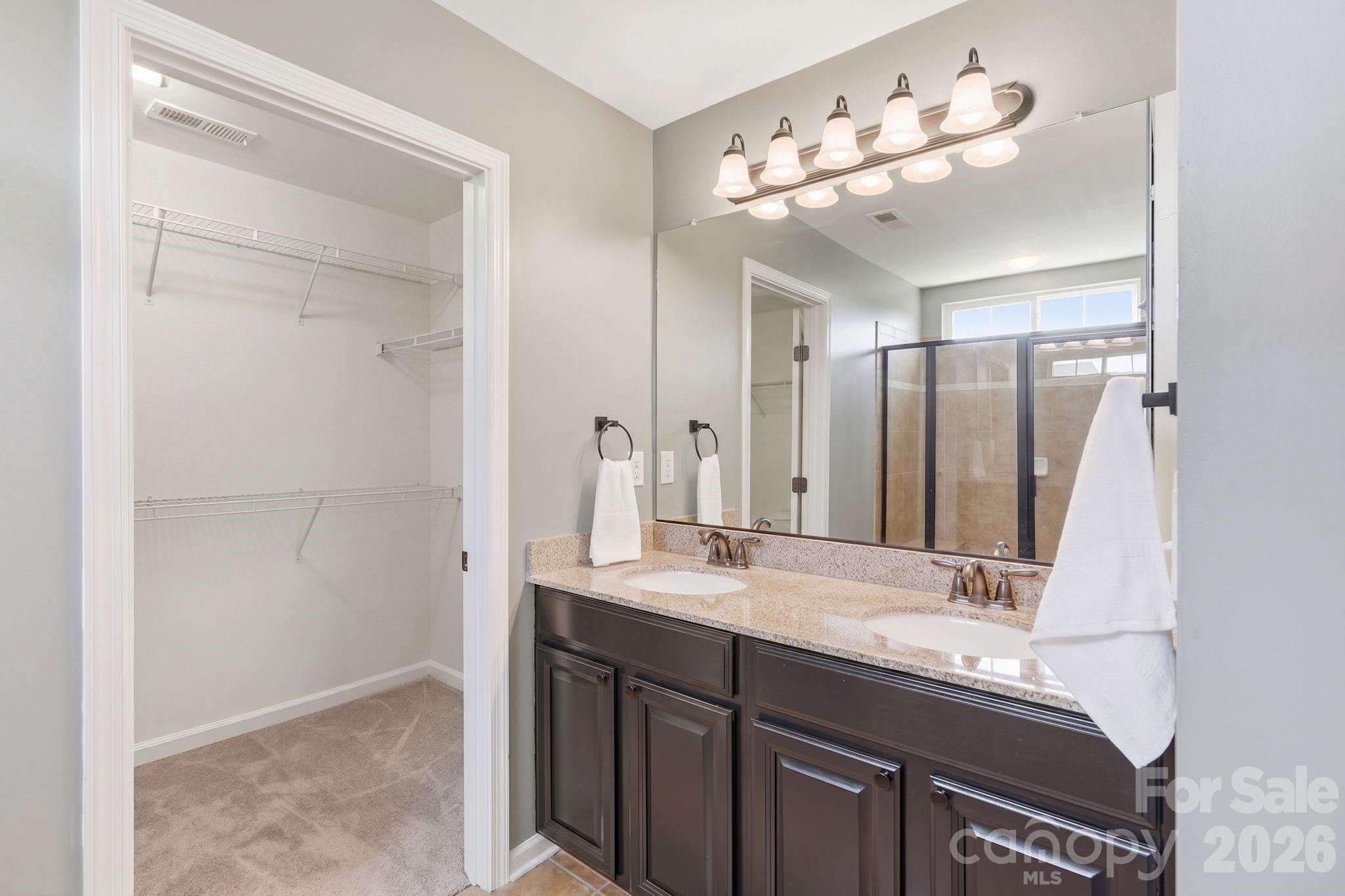 4851 Summerside Drive — Clover