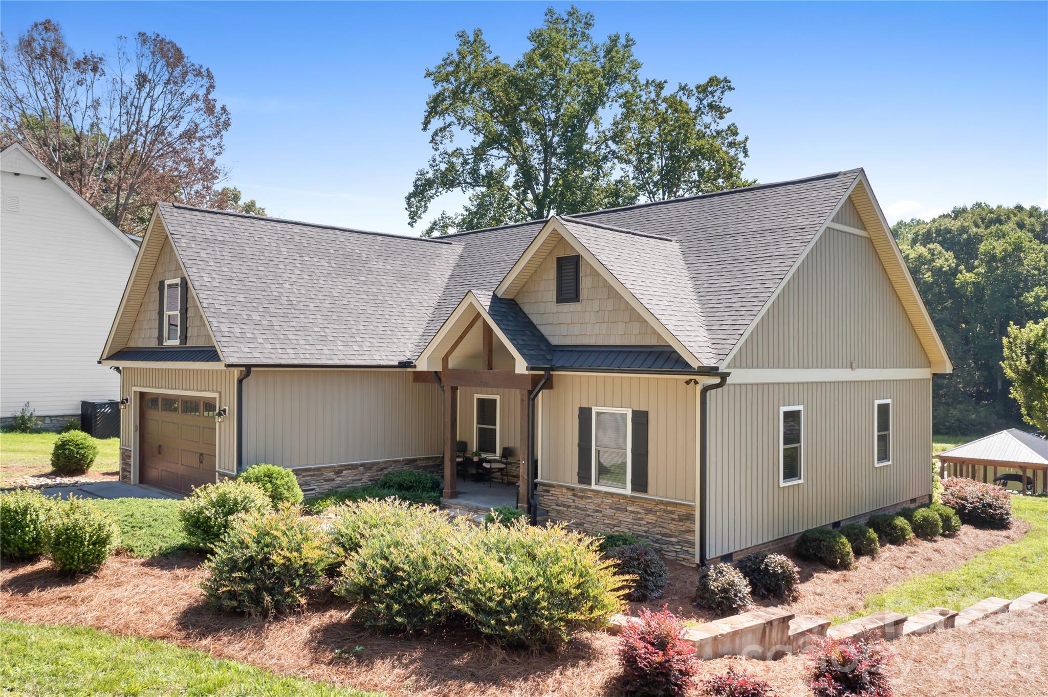 3931 Reid Circle — Sherrills Ford