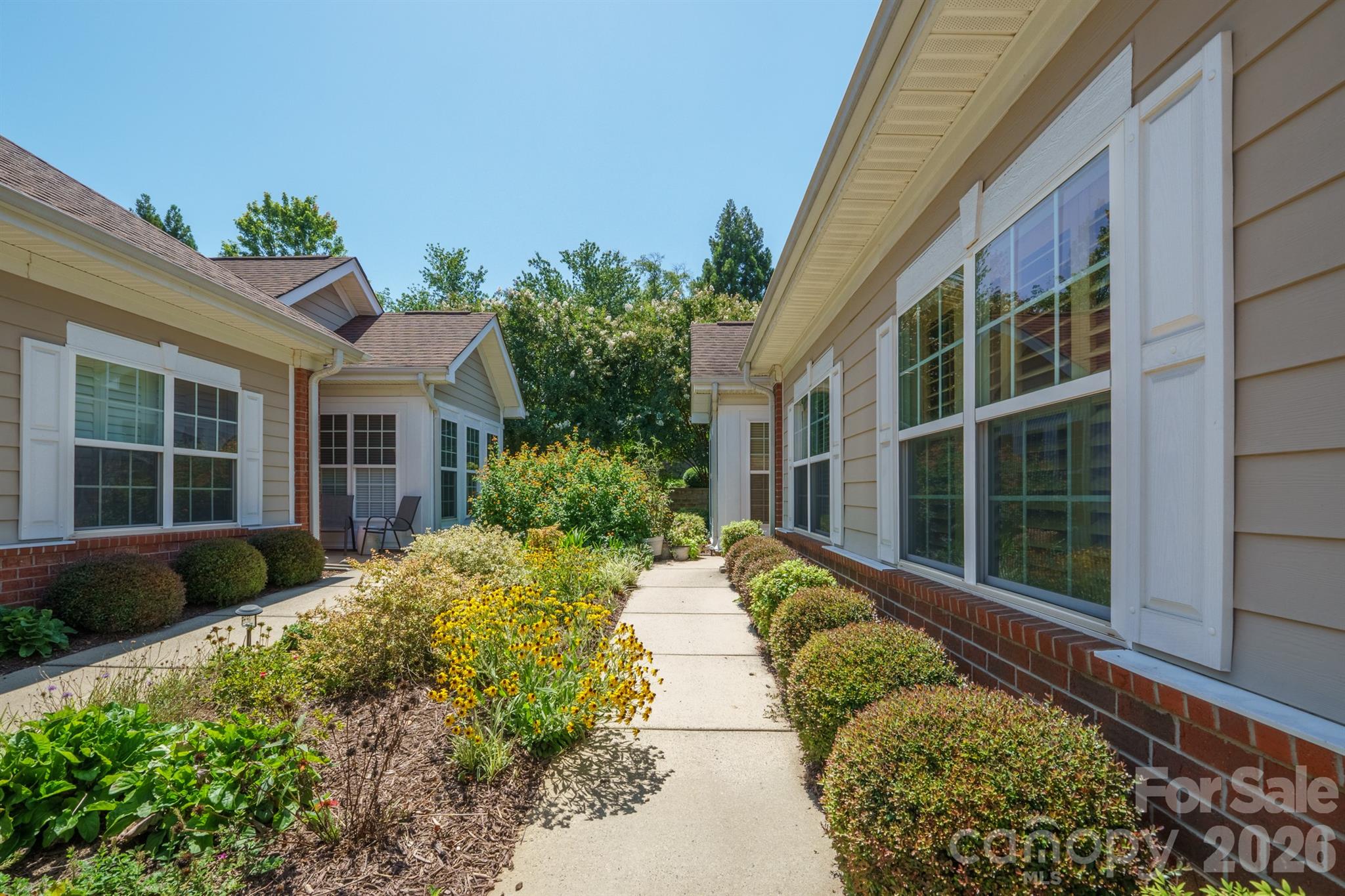 3221 Abbey Walk Lane — Matthews