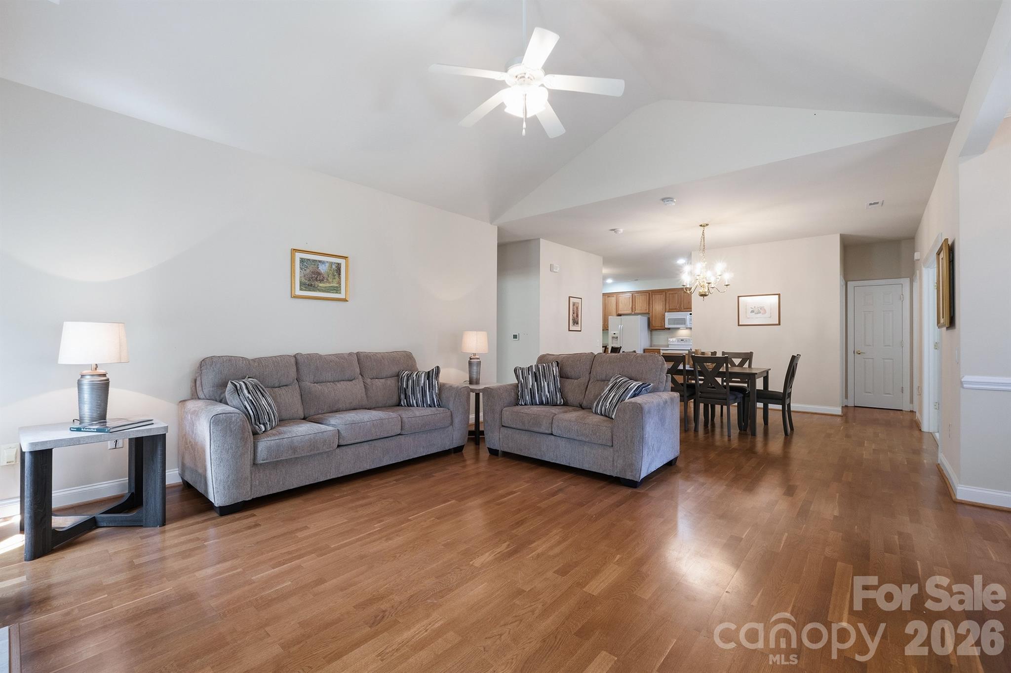 3221 Abbey Walk Lane — Matthews