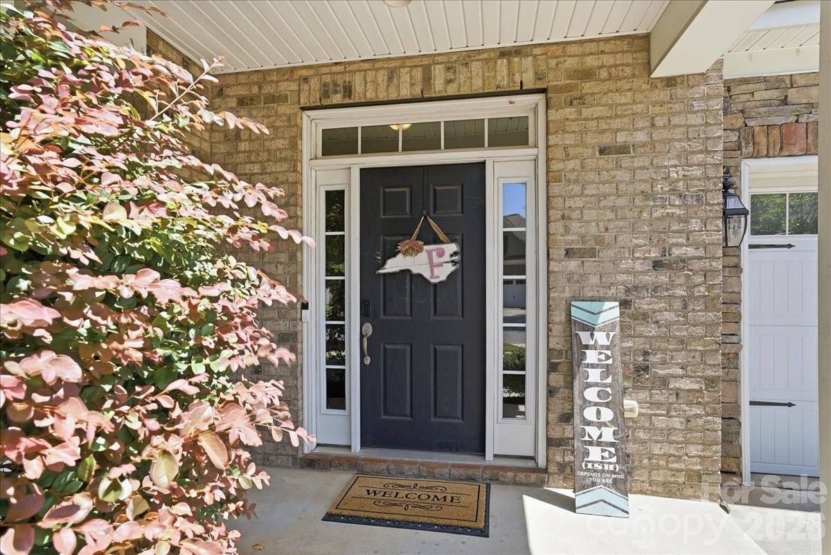 3829 Franklin Meadows Drive — Matthews
