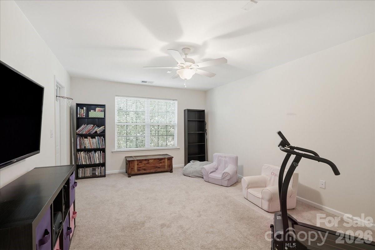 3829 Franklin Meadows Drive — Matthews