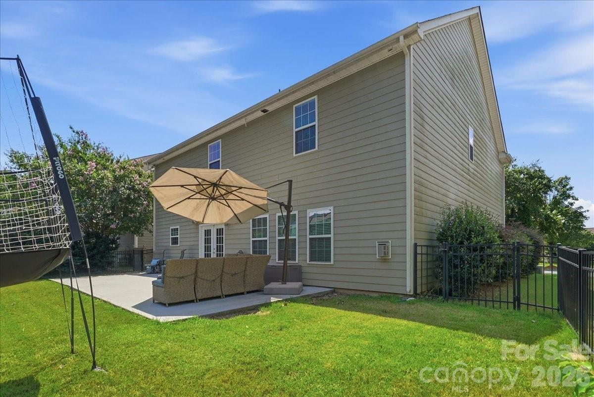 3829 Franklin Meadows Drive — Matthews