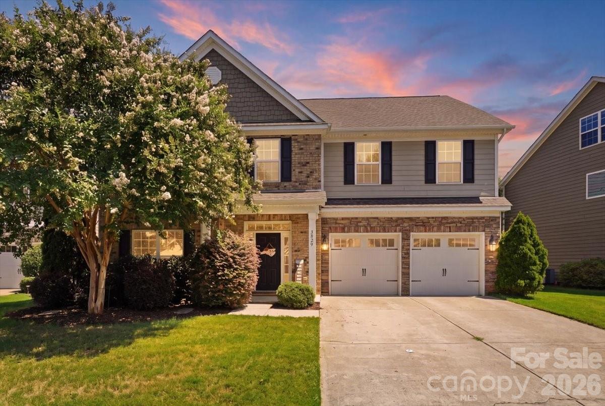 3829 Franklin Meadows Drive — Matthews