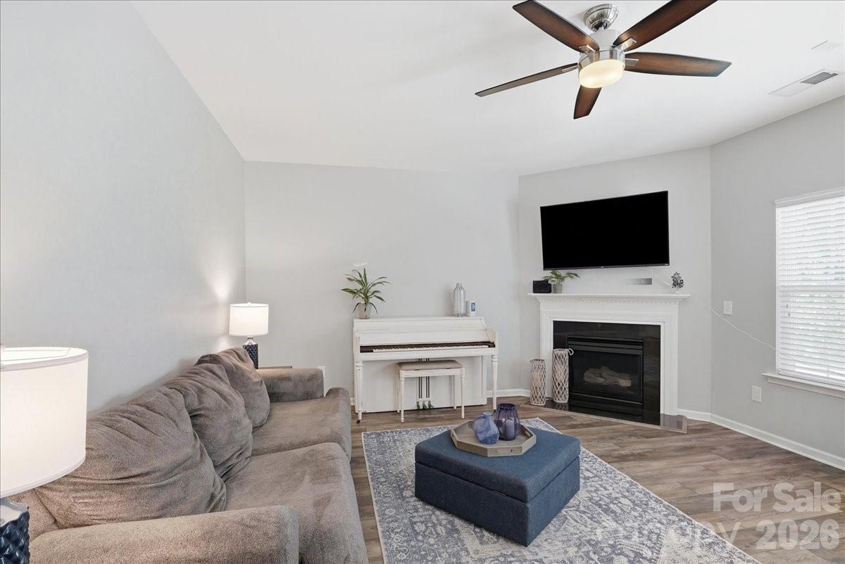 3829 Franklin Meadows Drive — Matthews