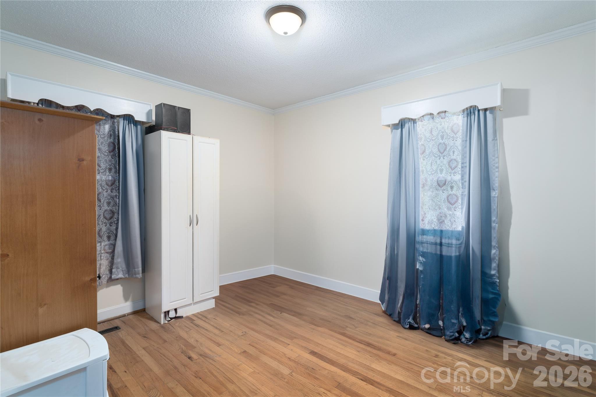 527 Washington Lane — Albemarle