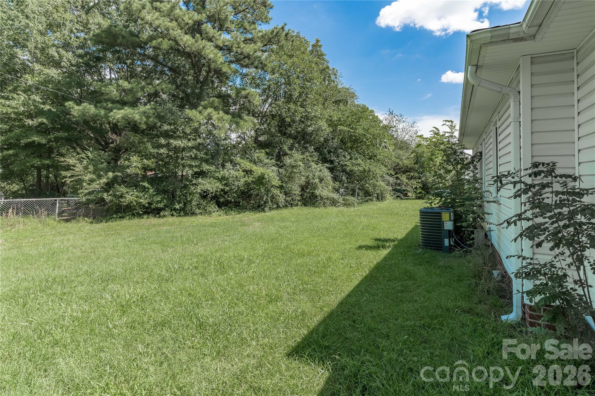 527 Washington Lane — Albemarle