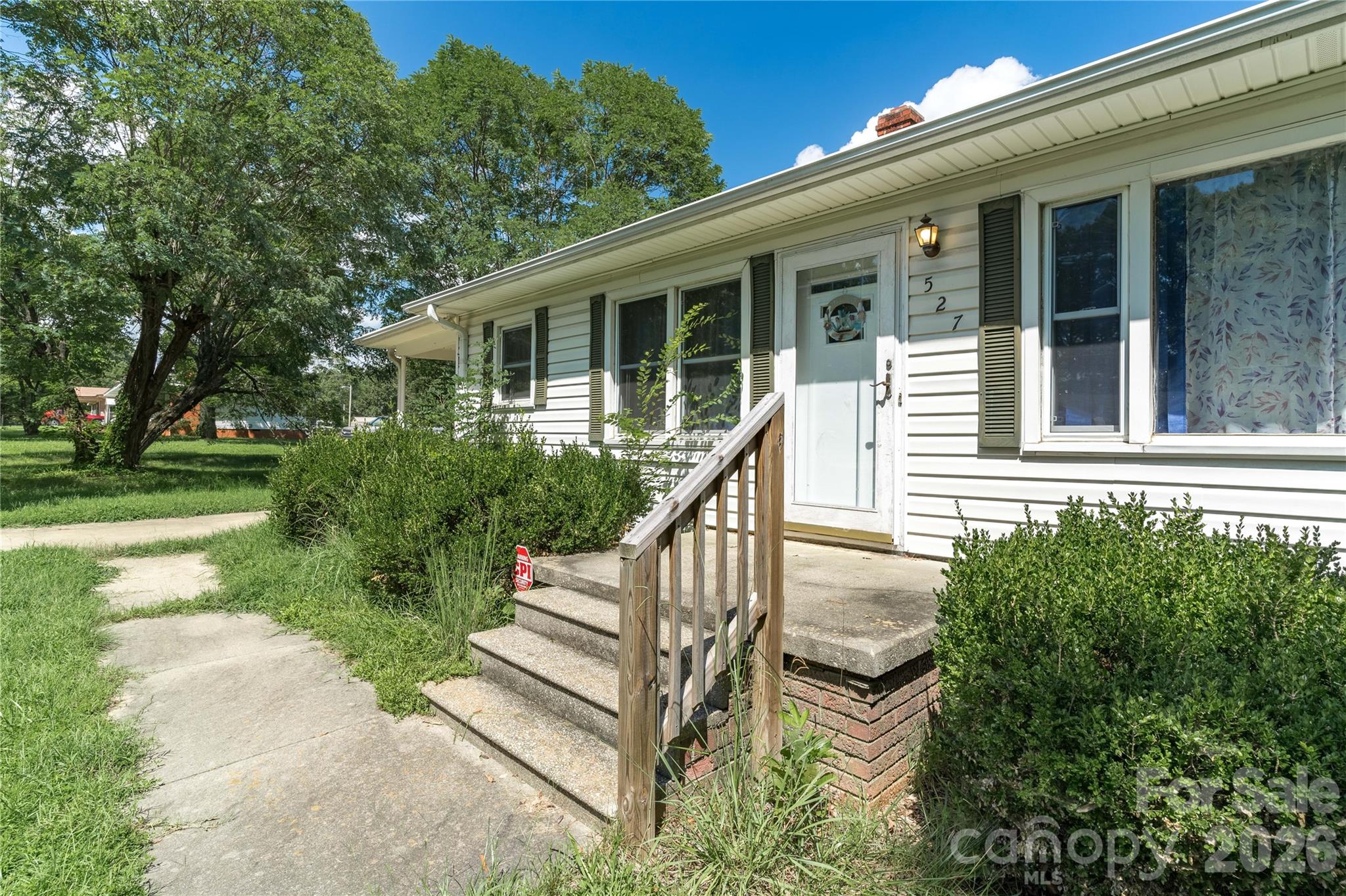 527 Washington Lane — Albemarle