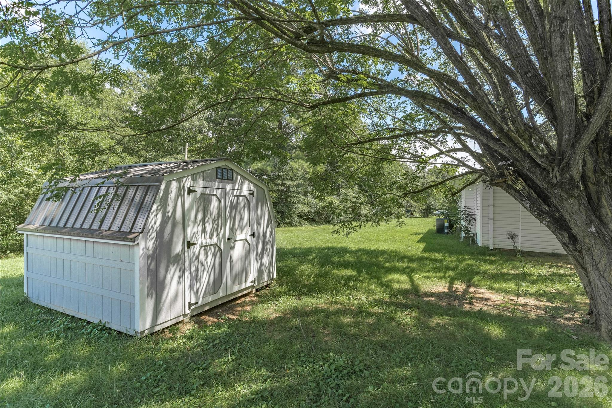 527 Washington Lane — Albemarle