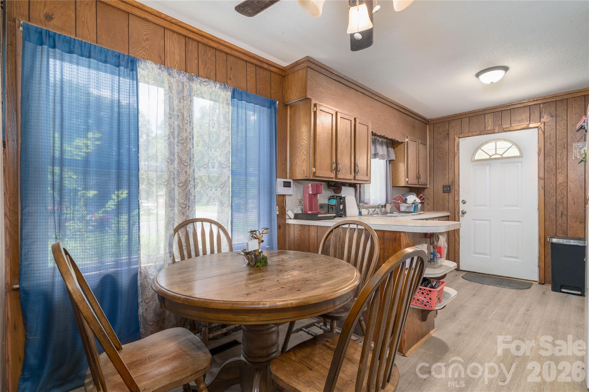 527 Washington Lane — Albemarle