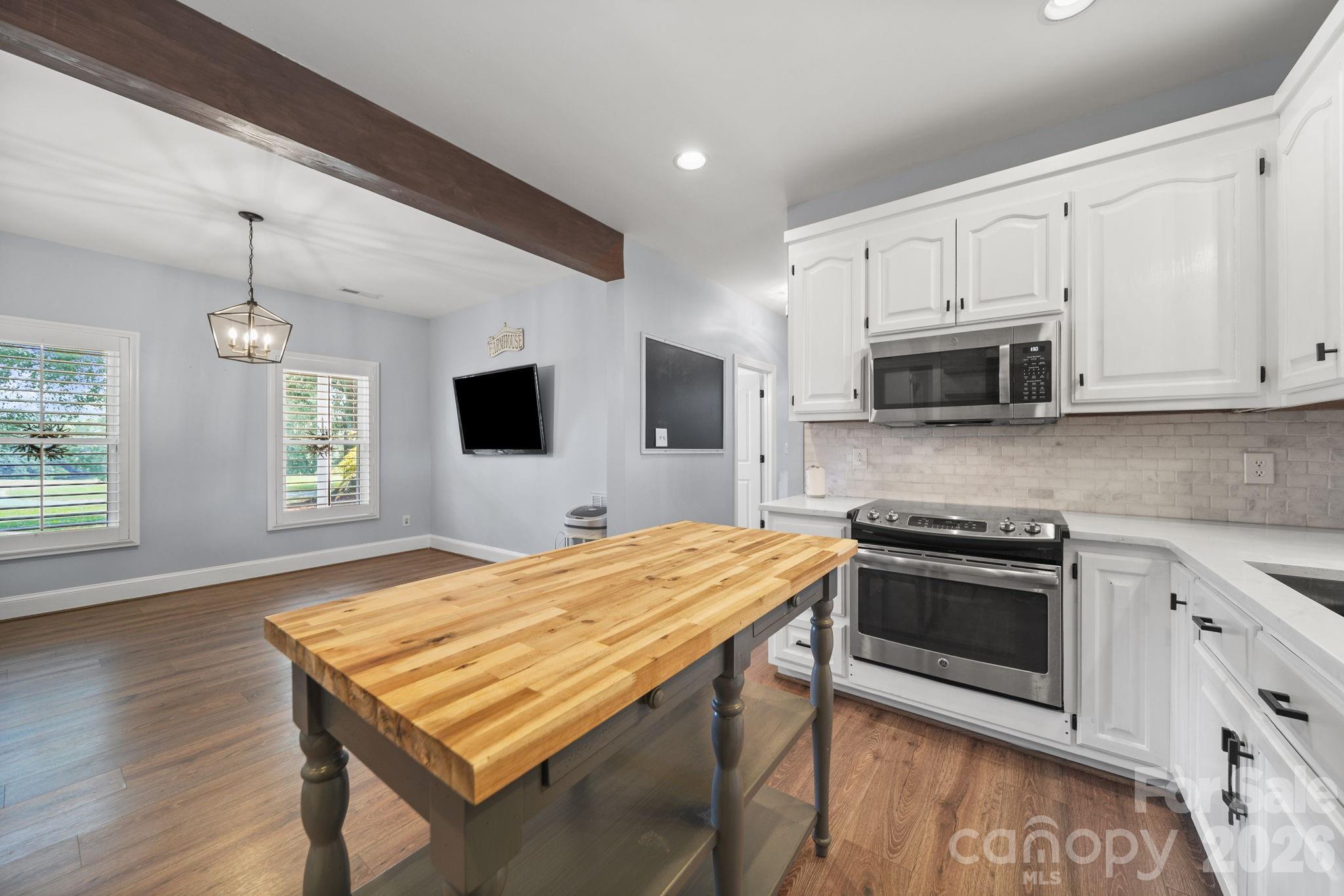 2915 Mills Harris Road — Marshville