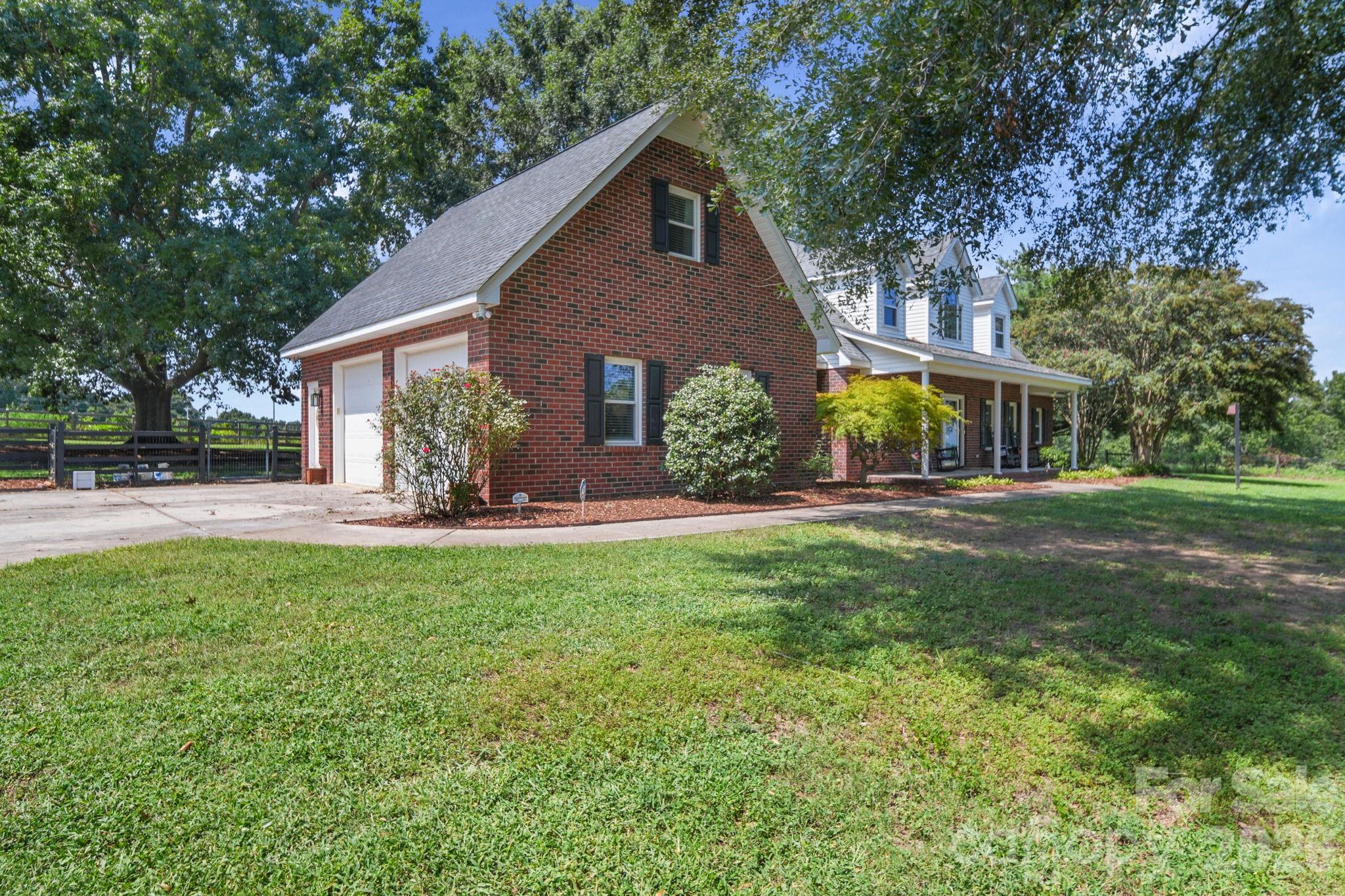 2915 Mills Harris Road — Marshville