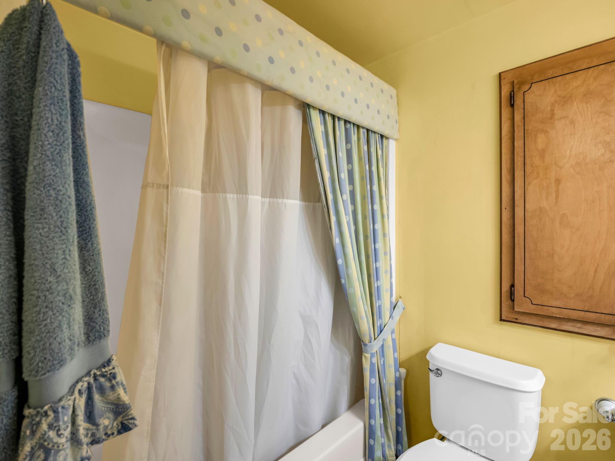 2829 W Stage Coach Trail — Shelby