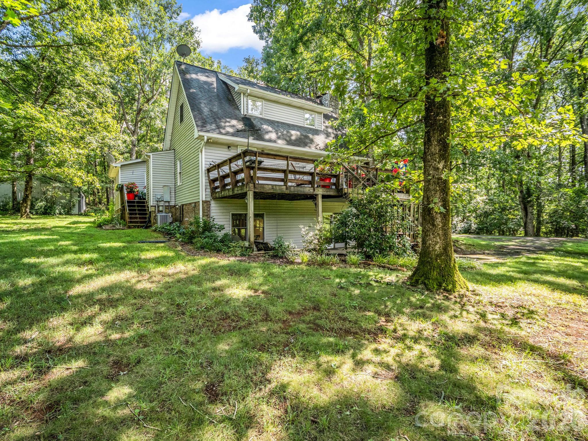 2829 W Stage Coach Trail — Shelby