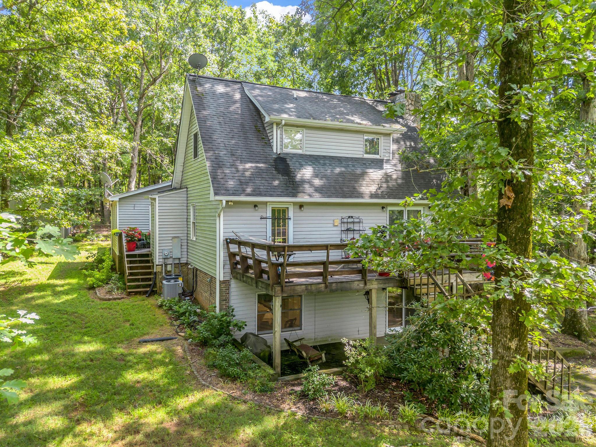 2829 W Stage Coach Trail — Shelby