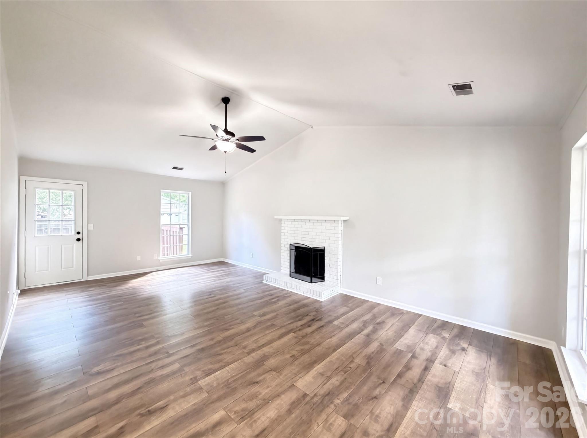 10244 Gloman Court — Charlotte