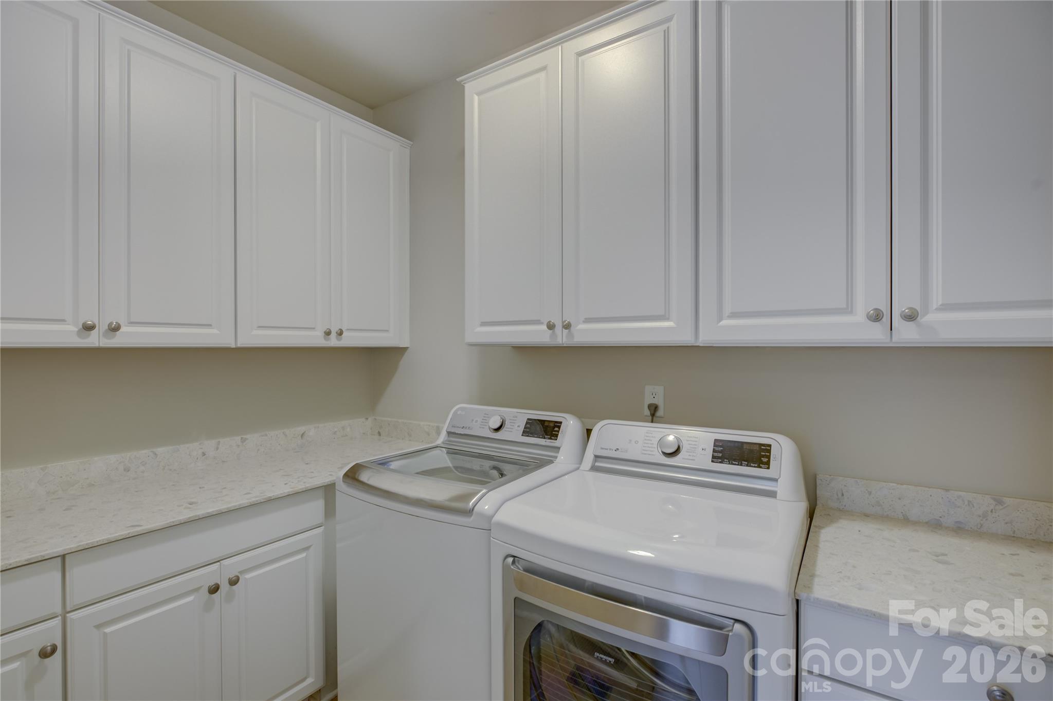 17615 Caddy Court — Charlotte