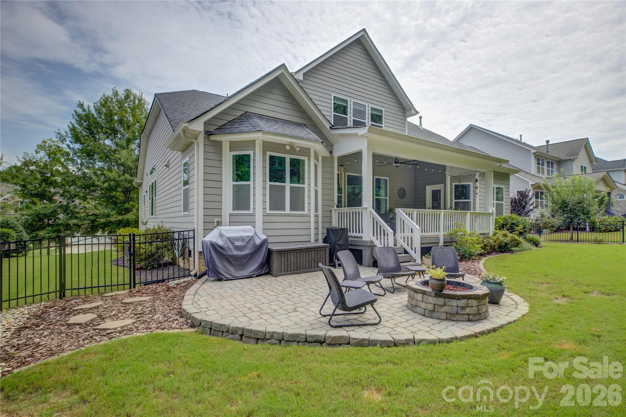 17615 Caddy Court — Charlotte
