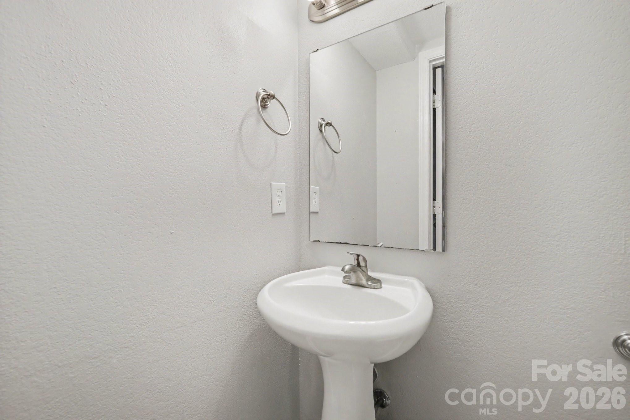 2877 Oasis Lane — Charlotte