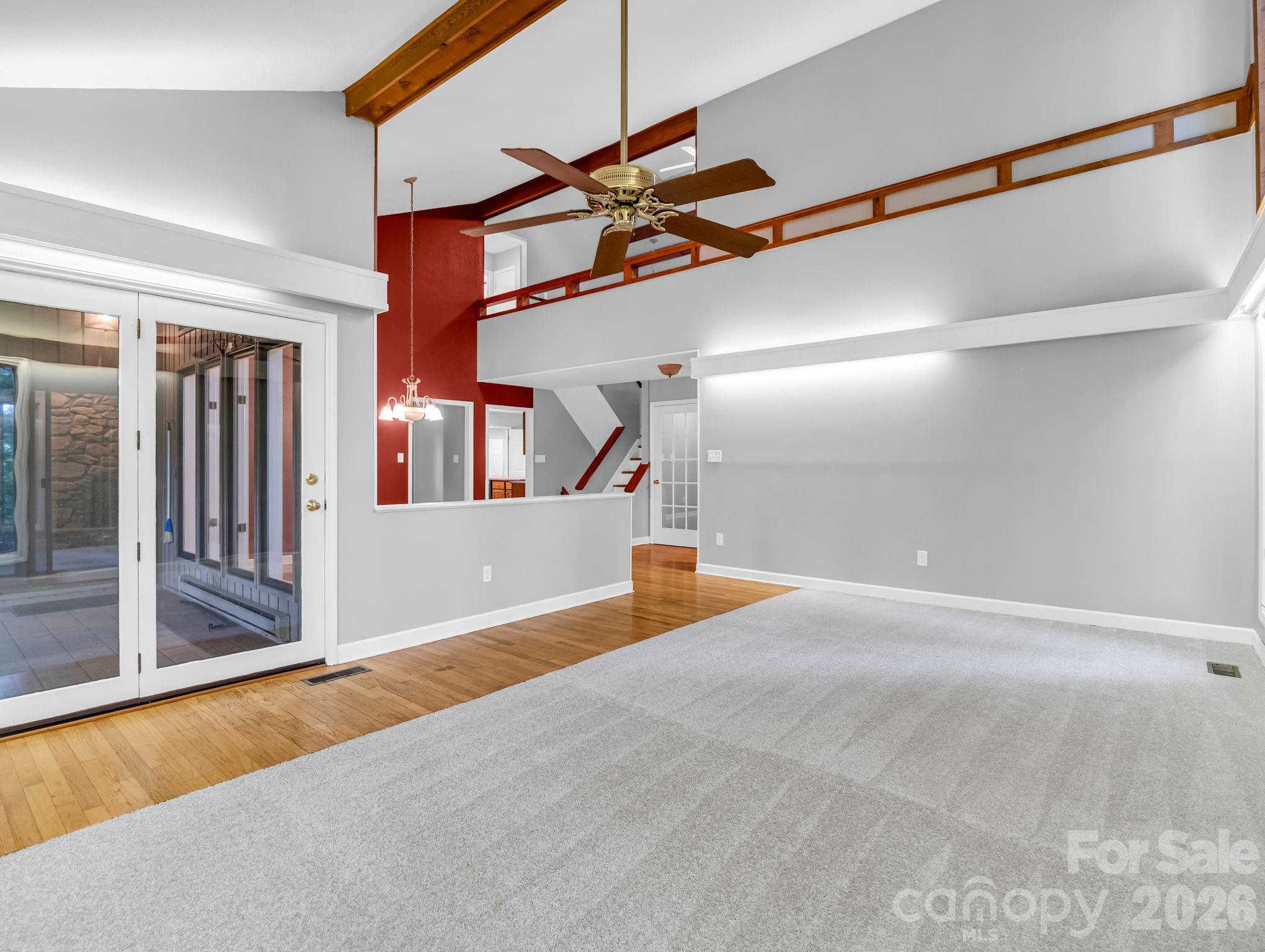 10 Chestnut Ridge Road — Mills River