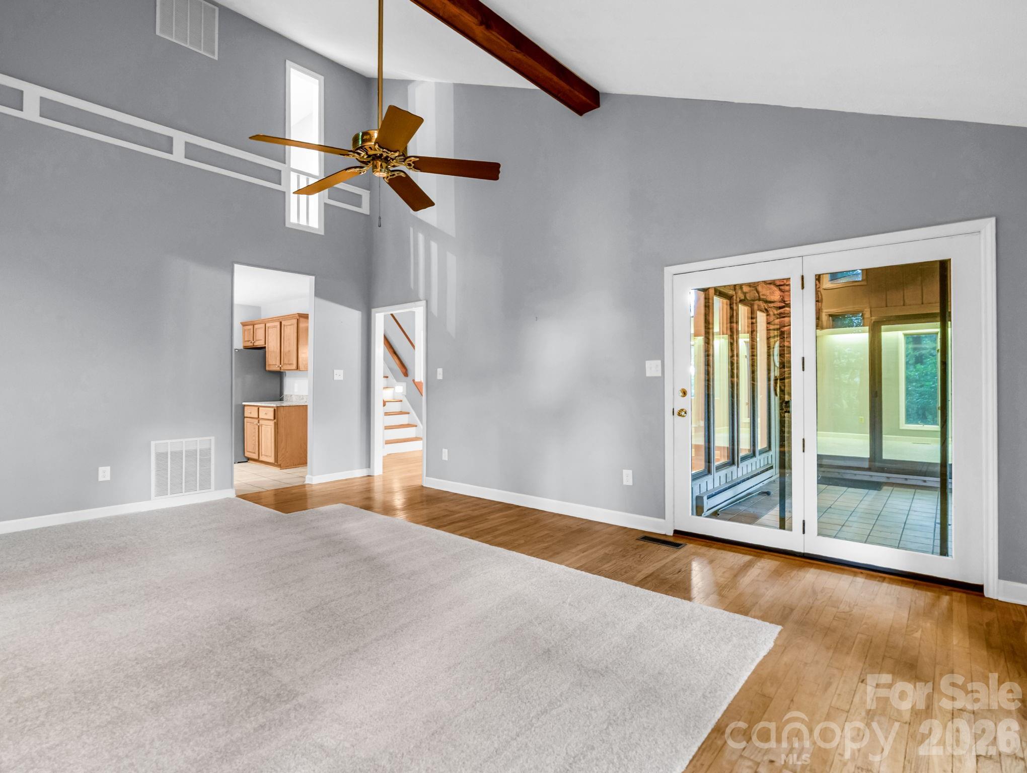10 Chestnut Ridge Road — Mills River