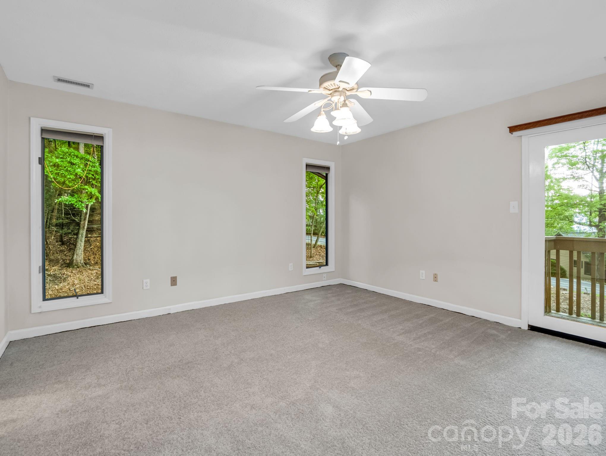10 Chestnut Ridge Road — Mills River
