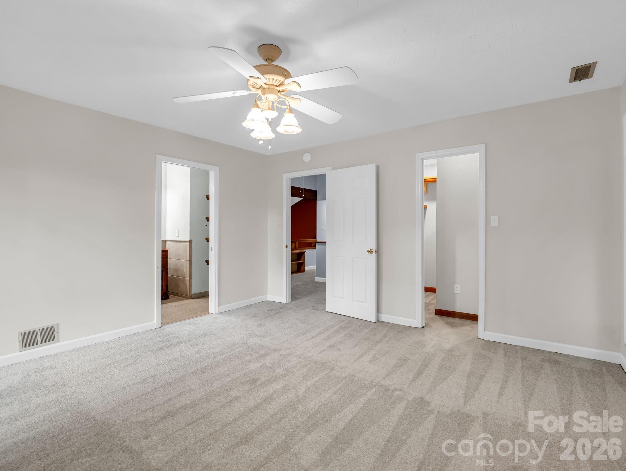 10 Chestnut Ridge Road — Mills River