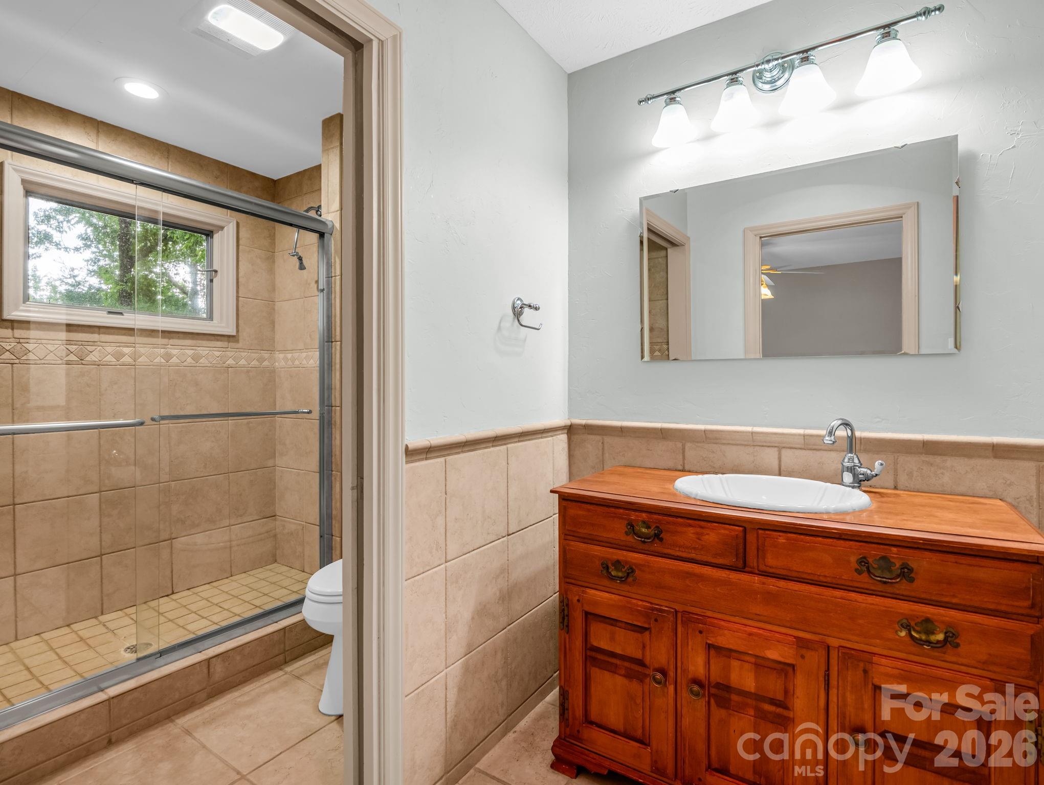 10 Chestnut Ridge Road — Mills River
