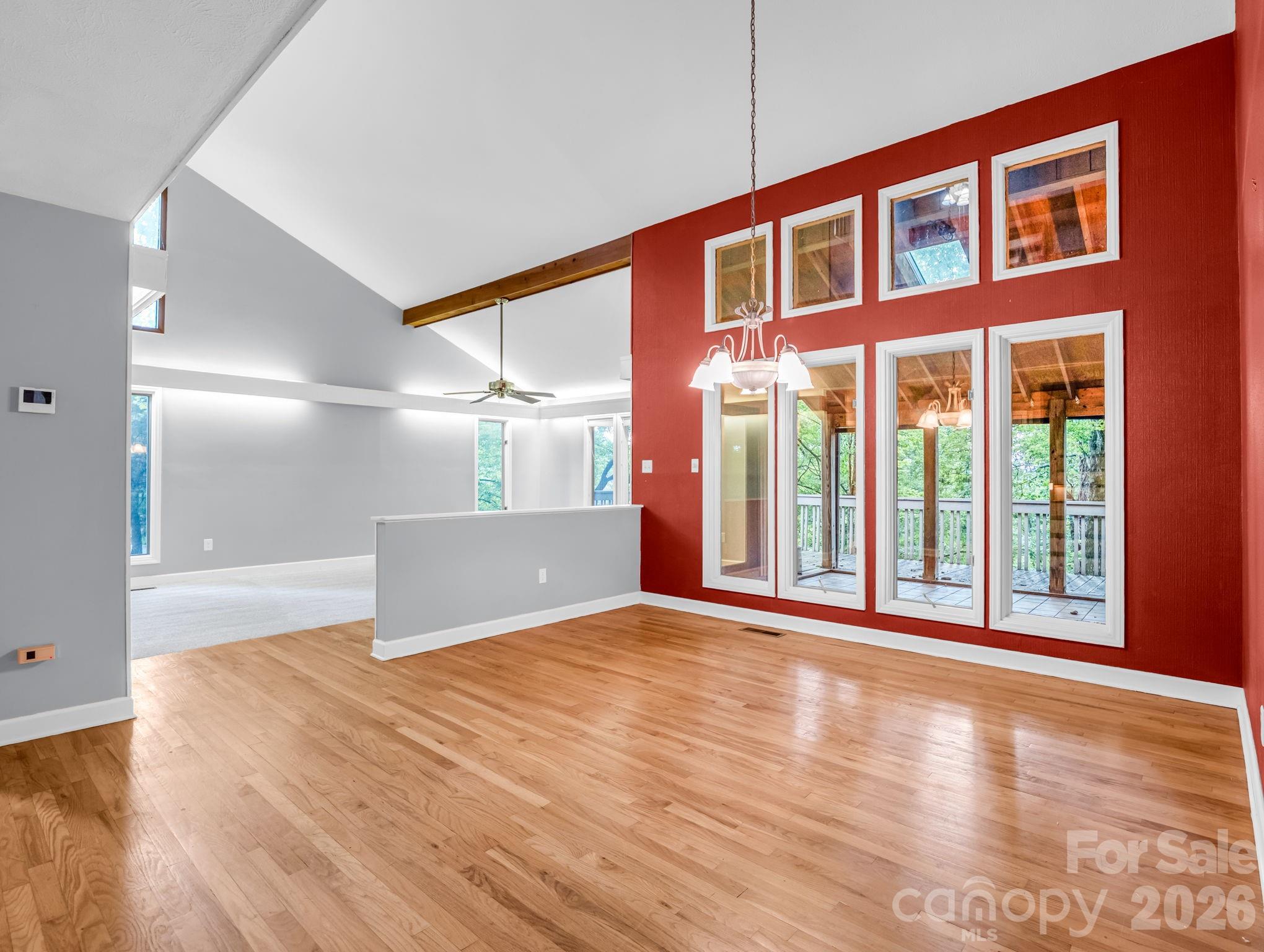 10 Chestnut Ridge Road — Mills River