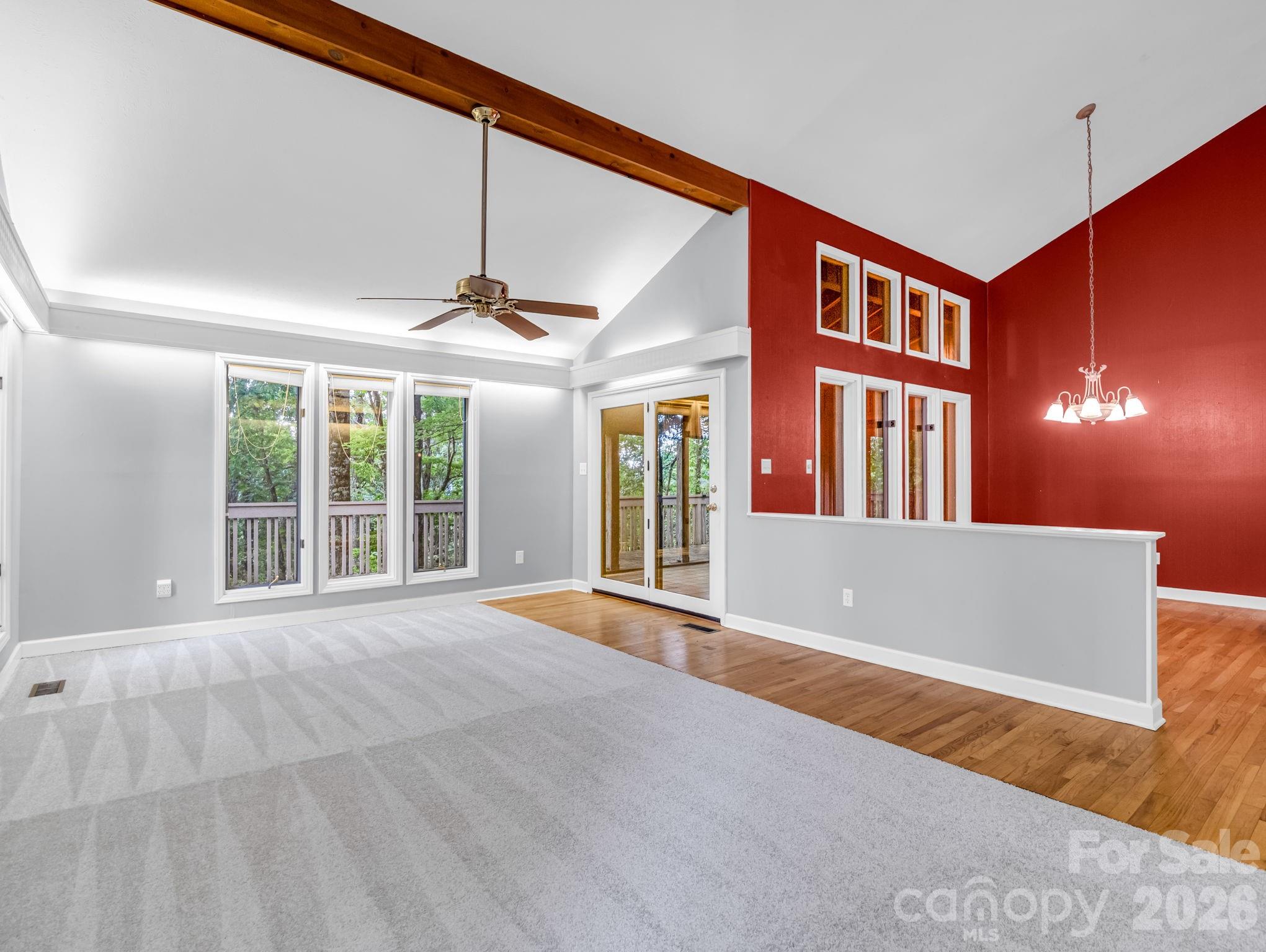 10 Chestnut Ridge Road — Mills River