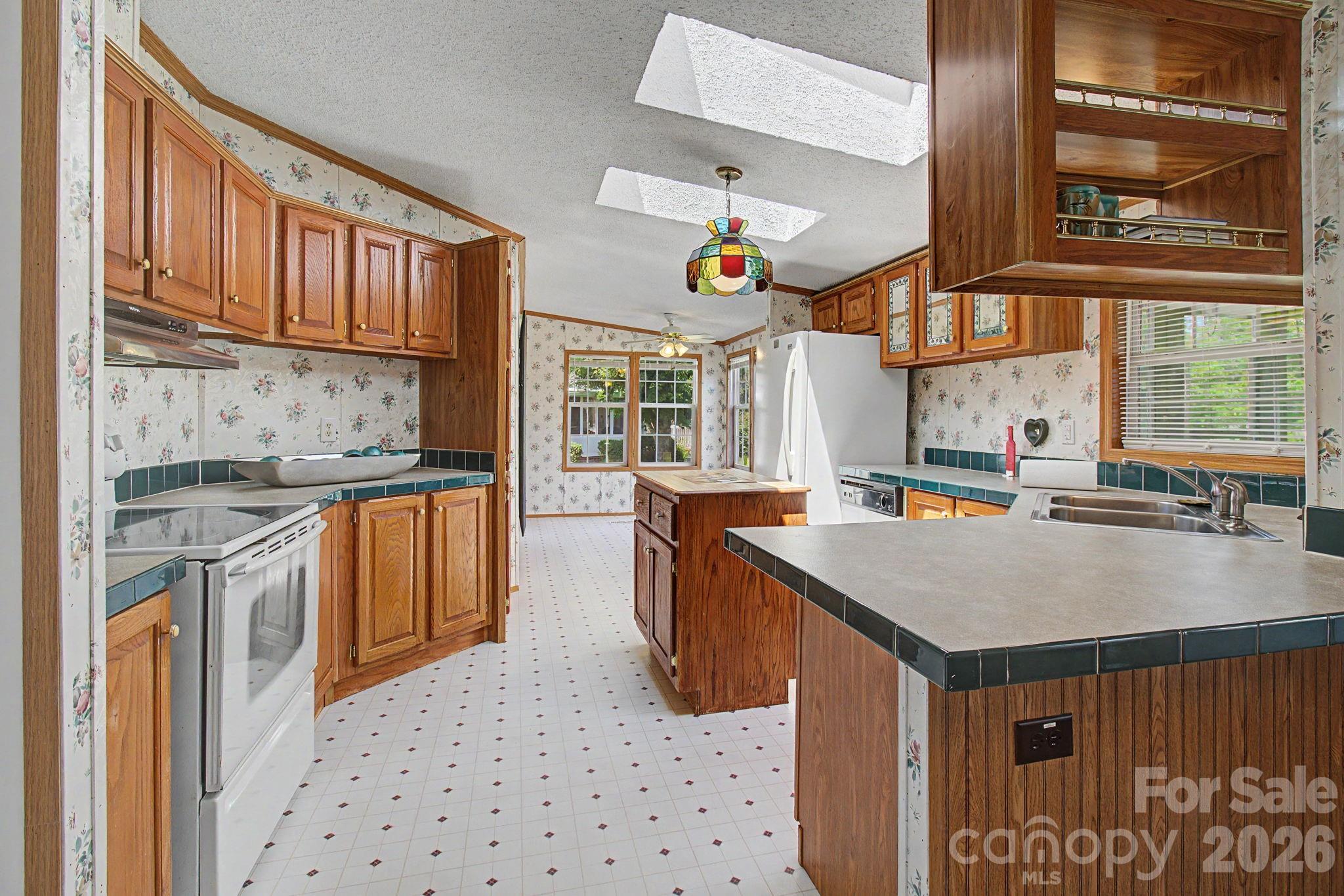 204 Red Birch Court — Hendersonville