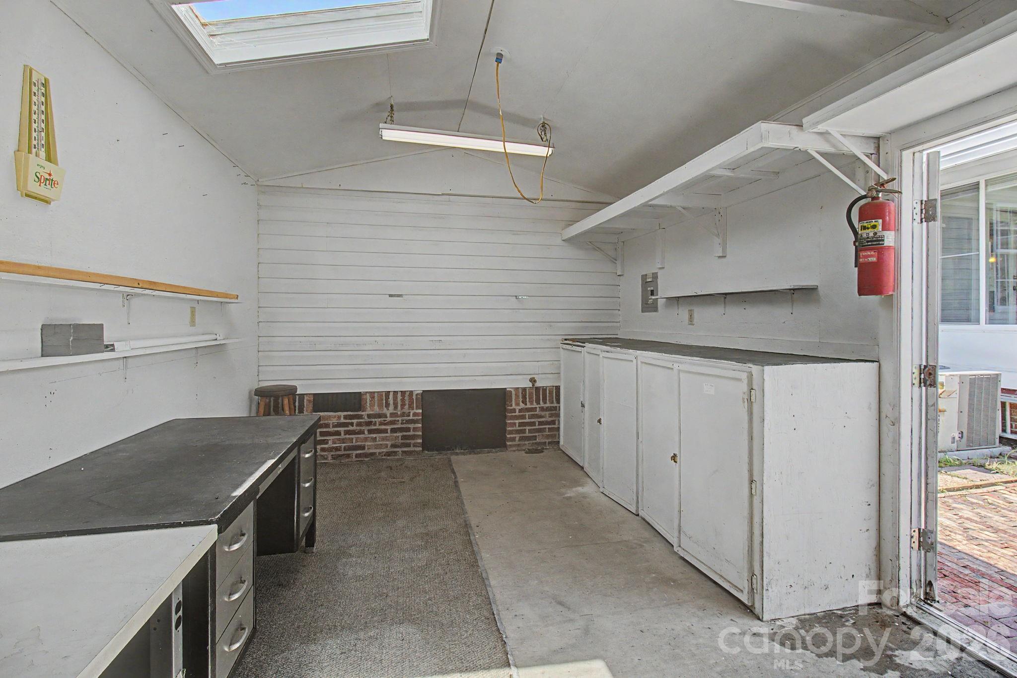204 Red Birch Court — Hendersonville