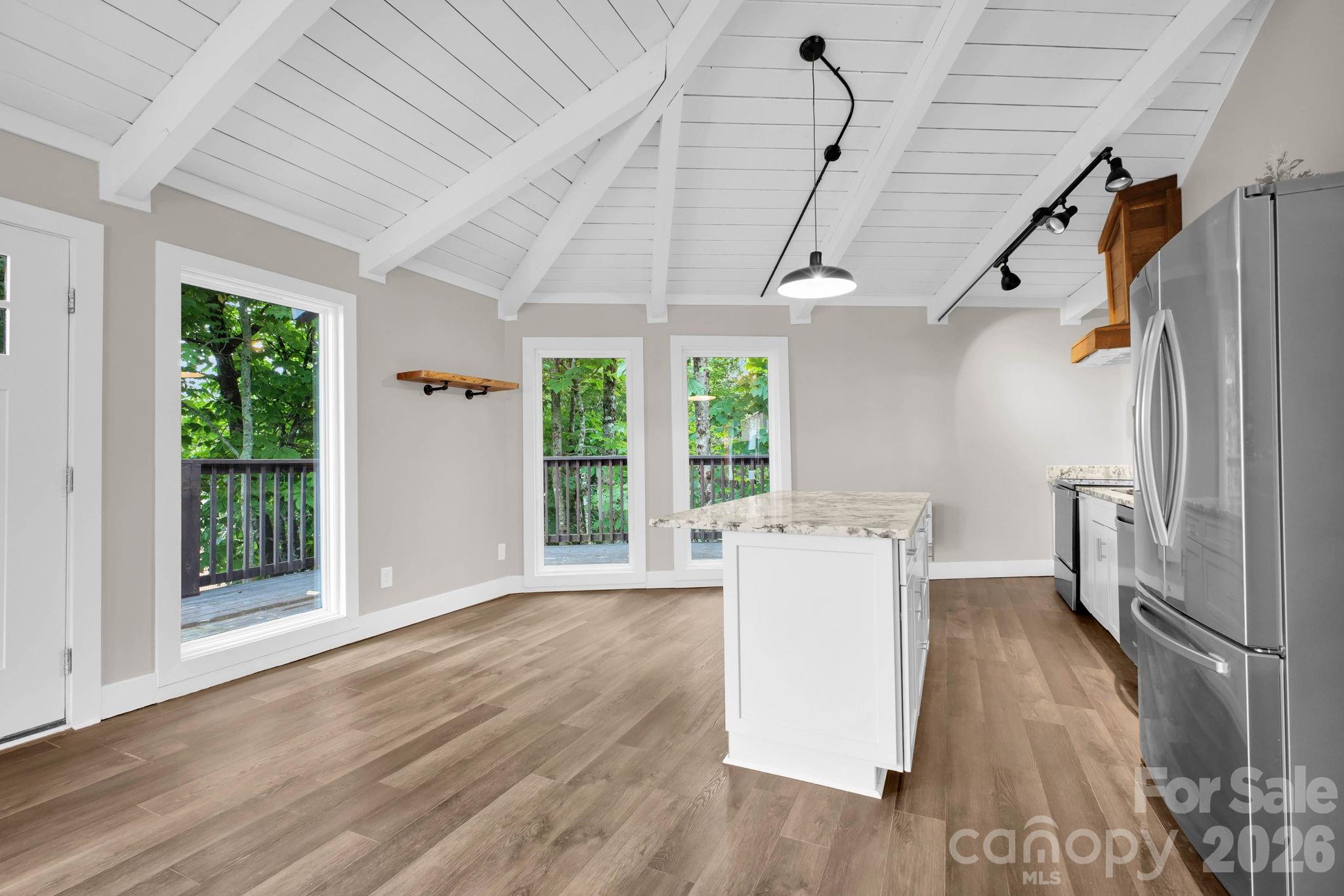 119 Beechwood Lane — Beech Mountain