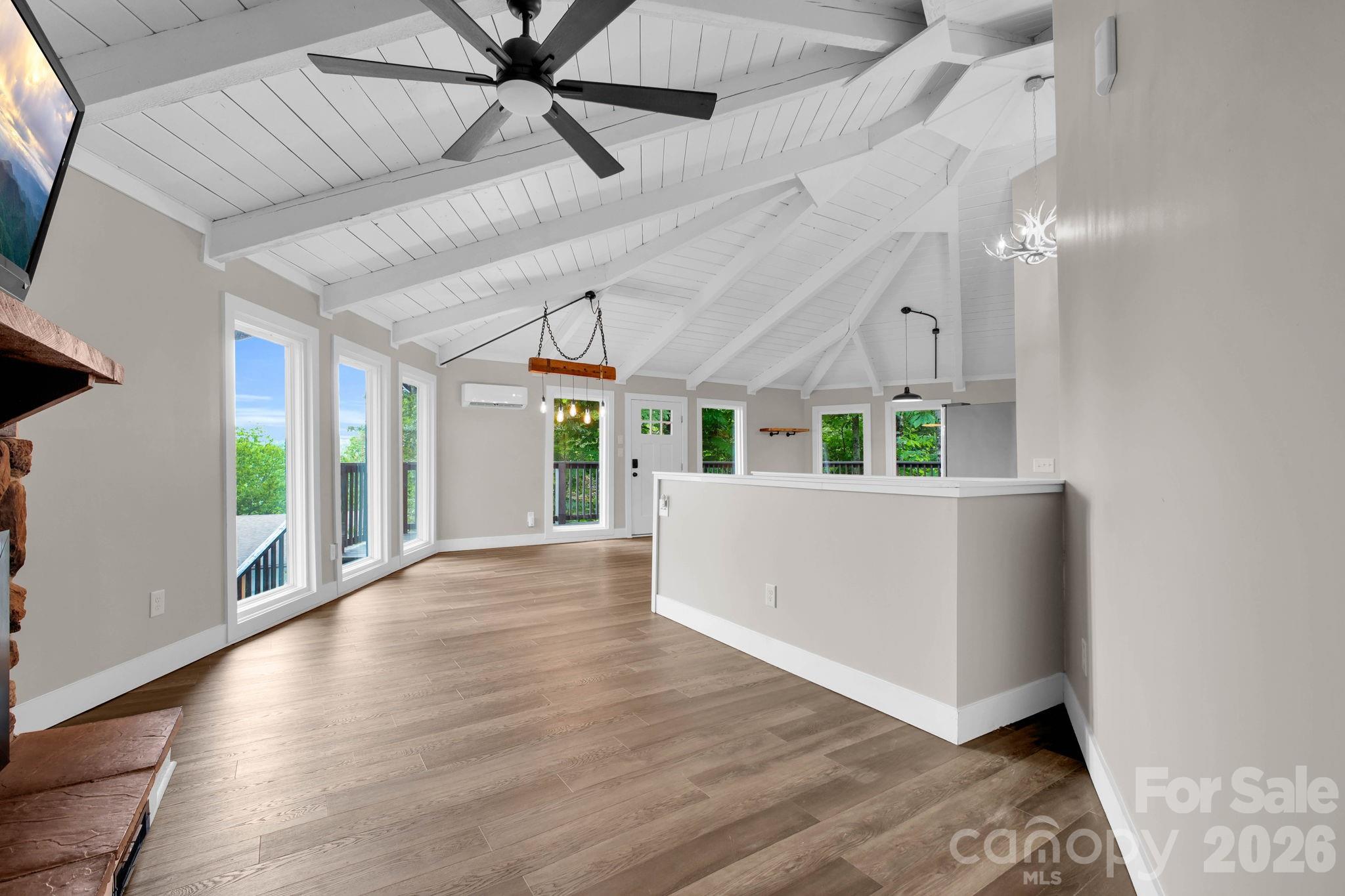 119 Beechwood Lane — Beech Mountain