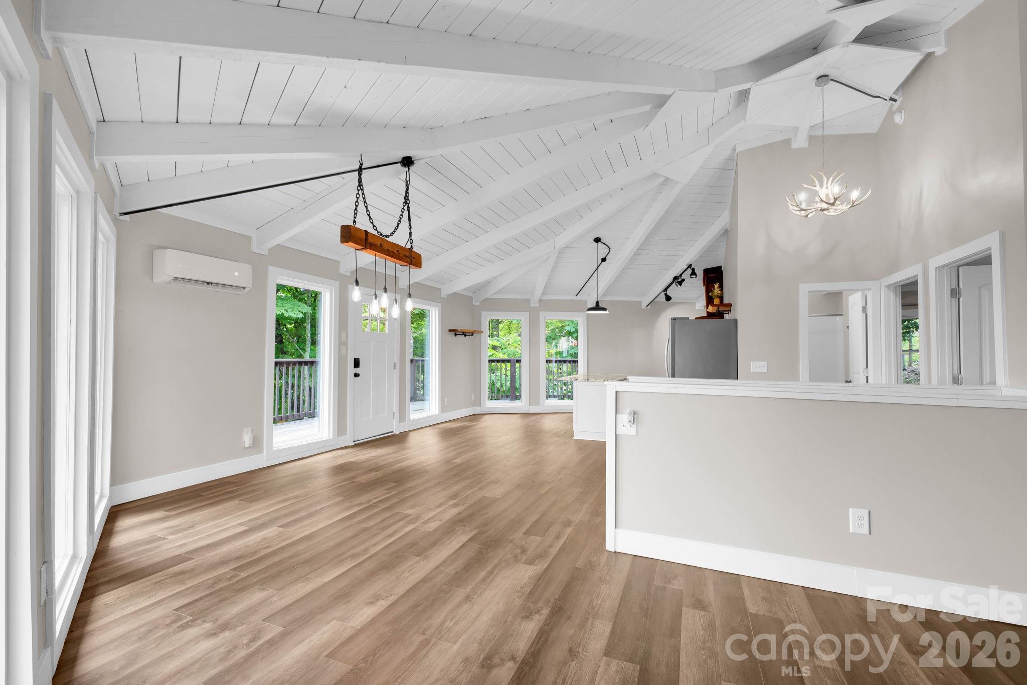 119 Beechwood Lane — Beech Mountain