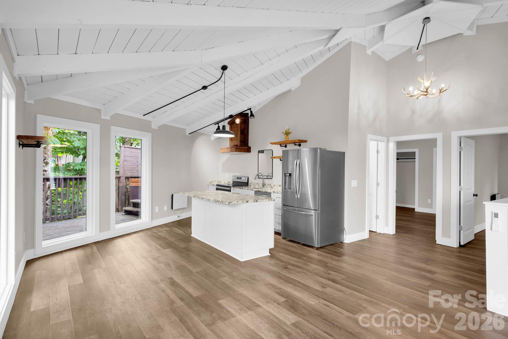 119 Beechwood Lane — Beech Mountain