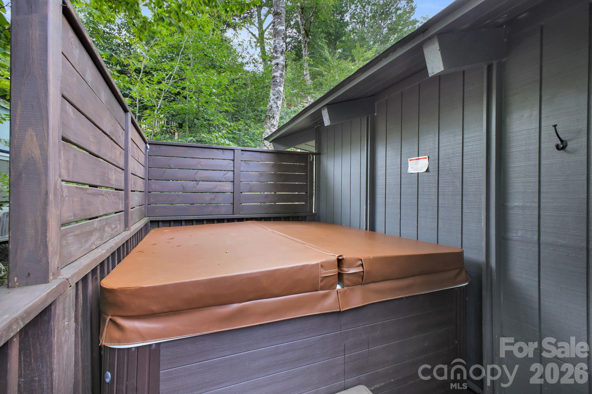119 Beechwood Lane — Beech Mountain
