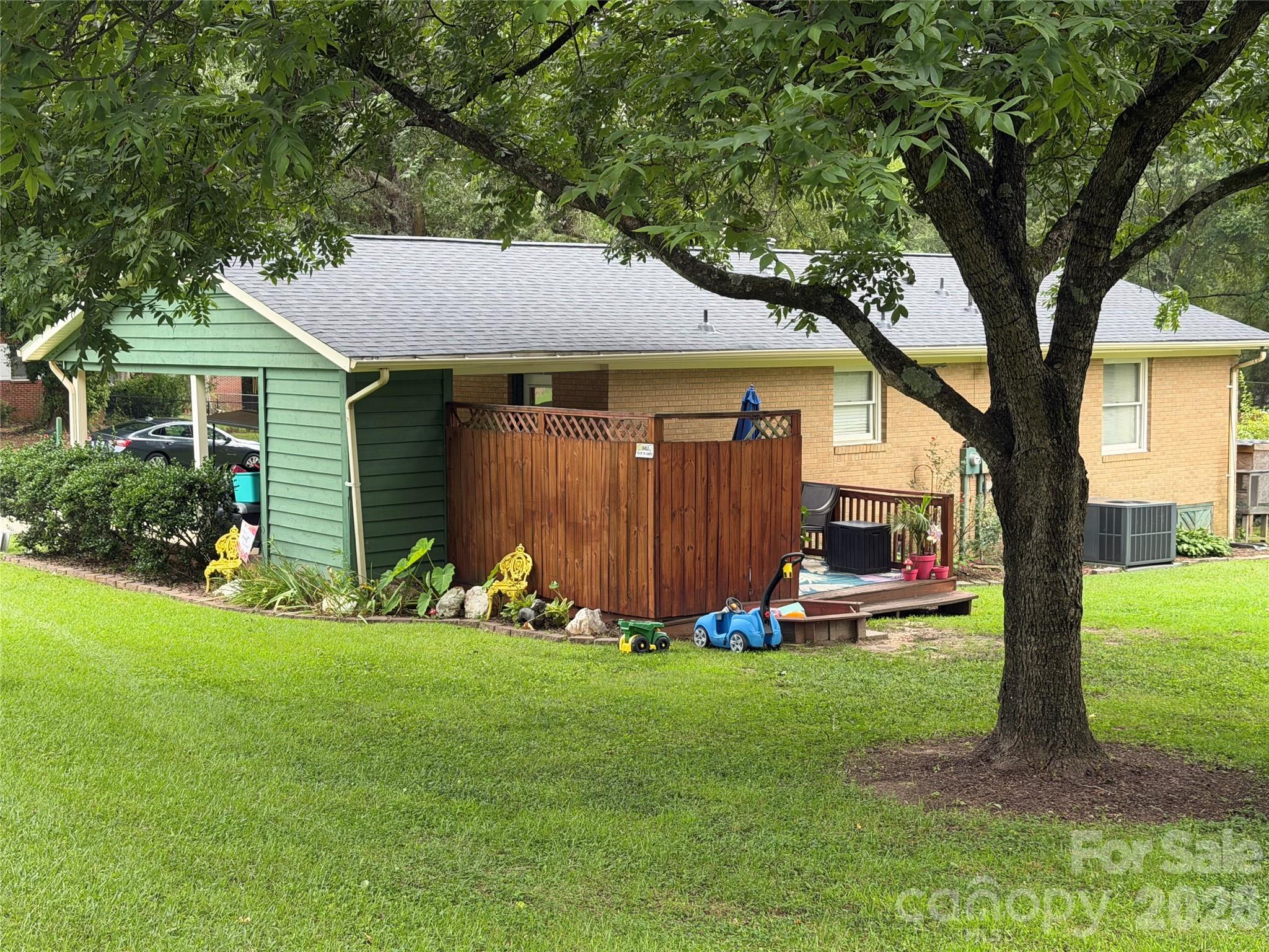 1104 Hillcrest Drive #L 34 — Cherryville