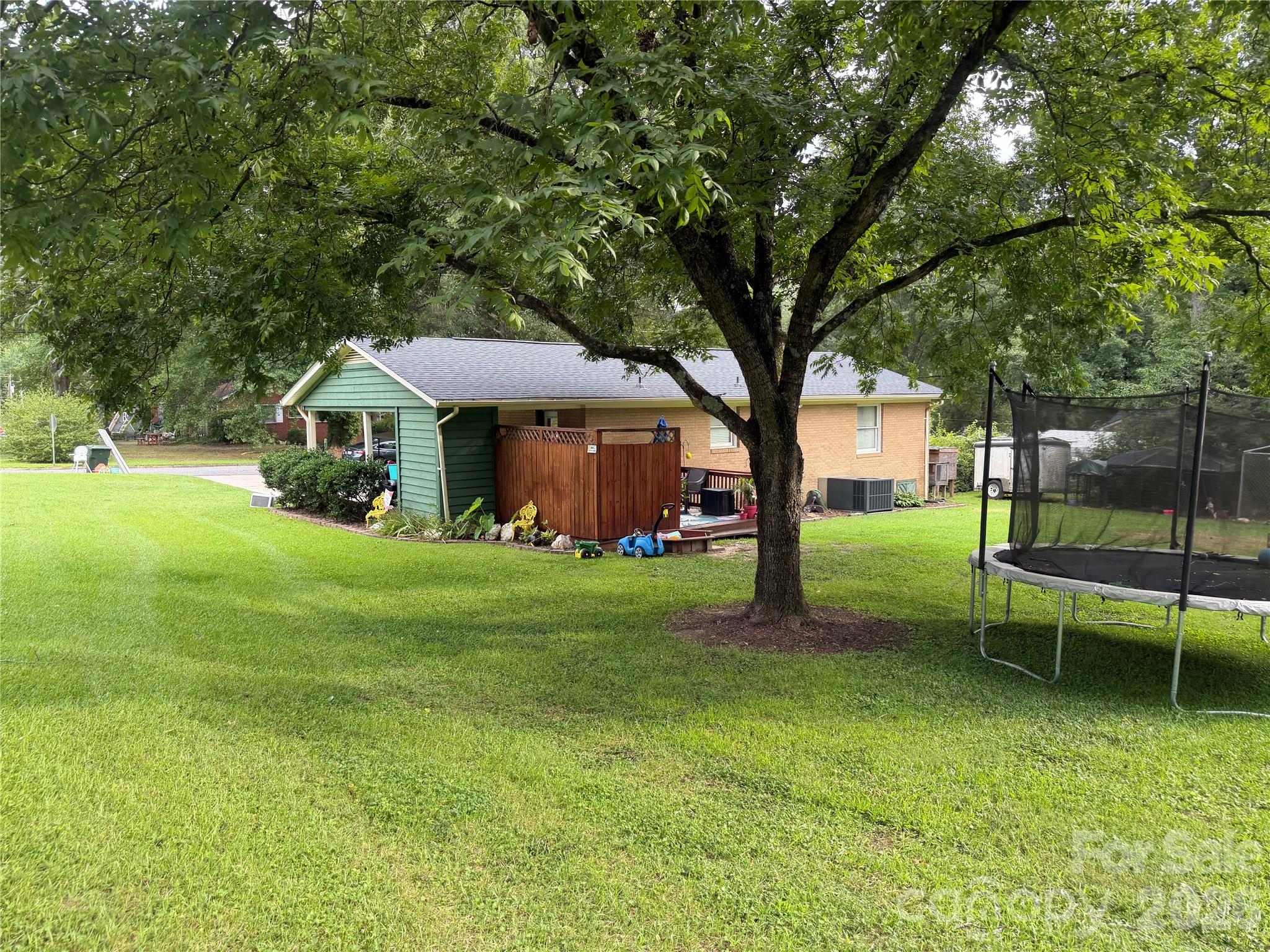 1104 Hillcrest Drive #L 34 — Cherryville