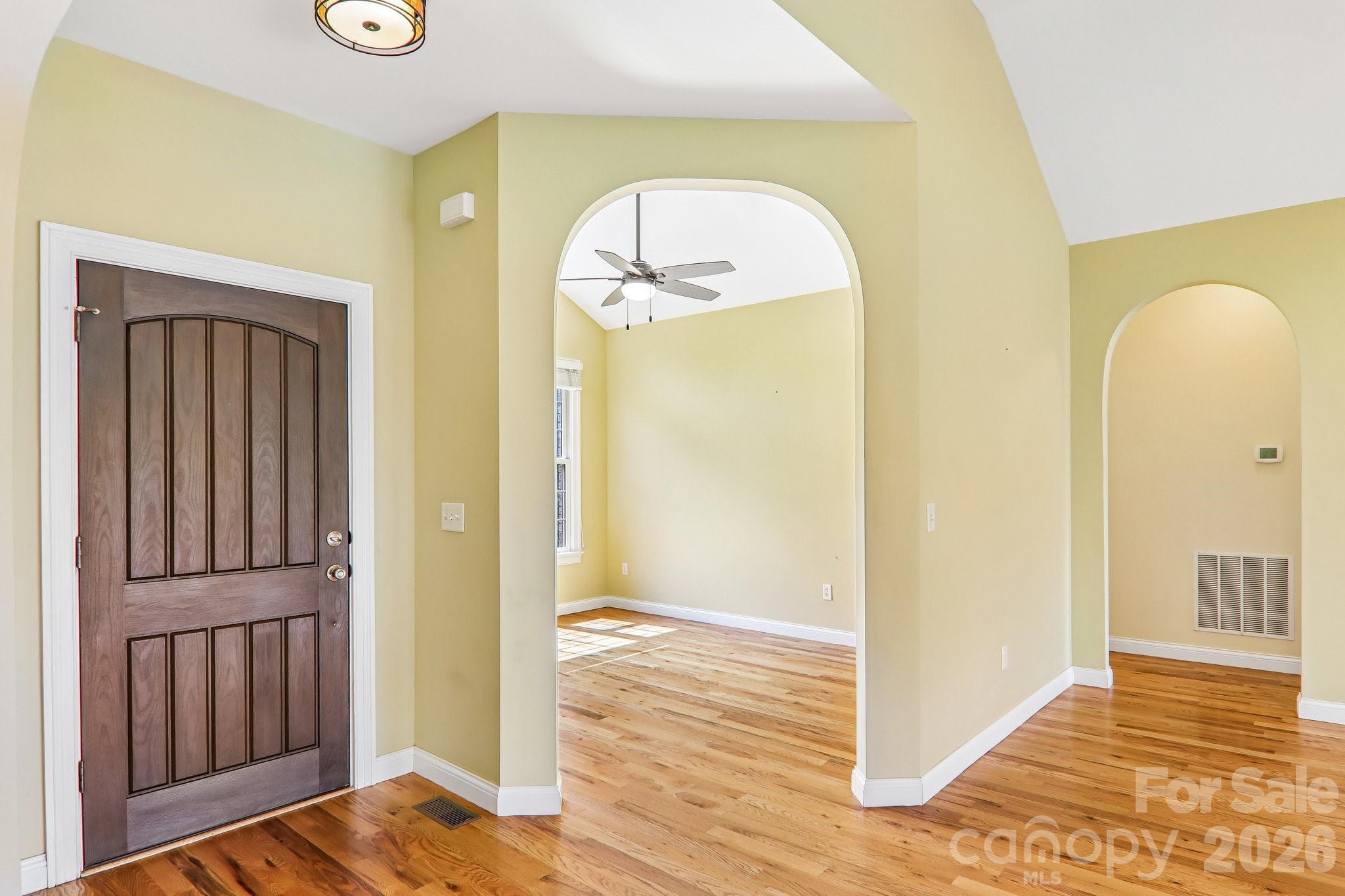 28 Tudor Crescent Court — Hendersonville