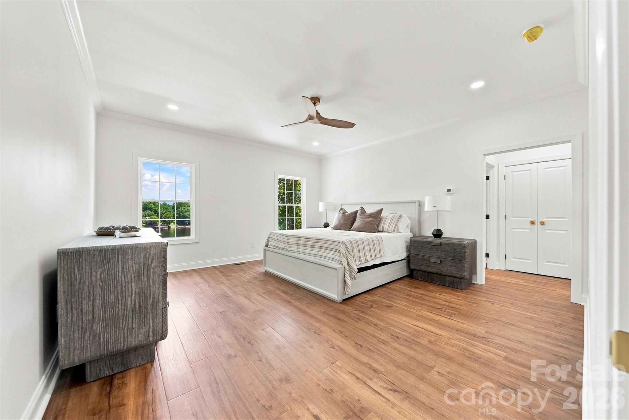 5317 Shoreline Way — Granite Falls