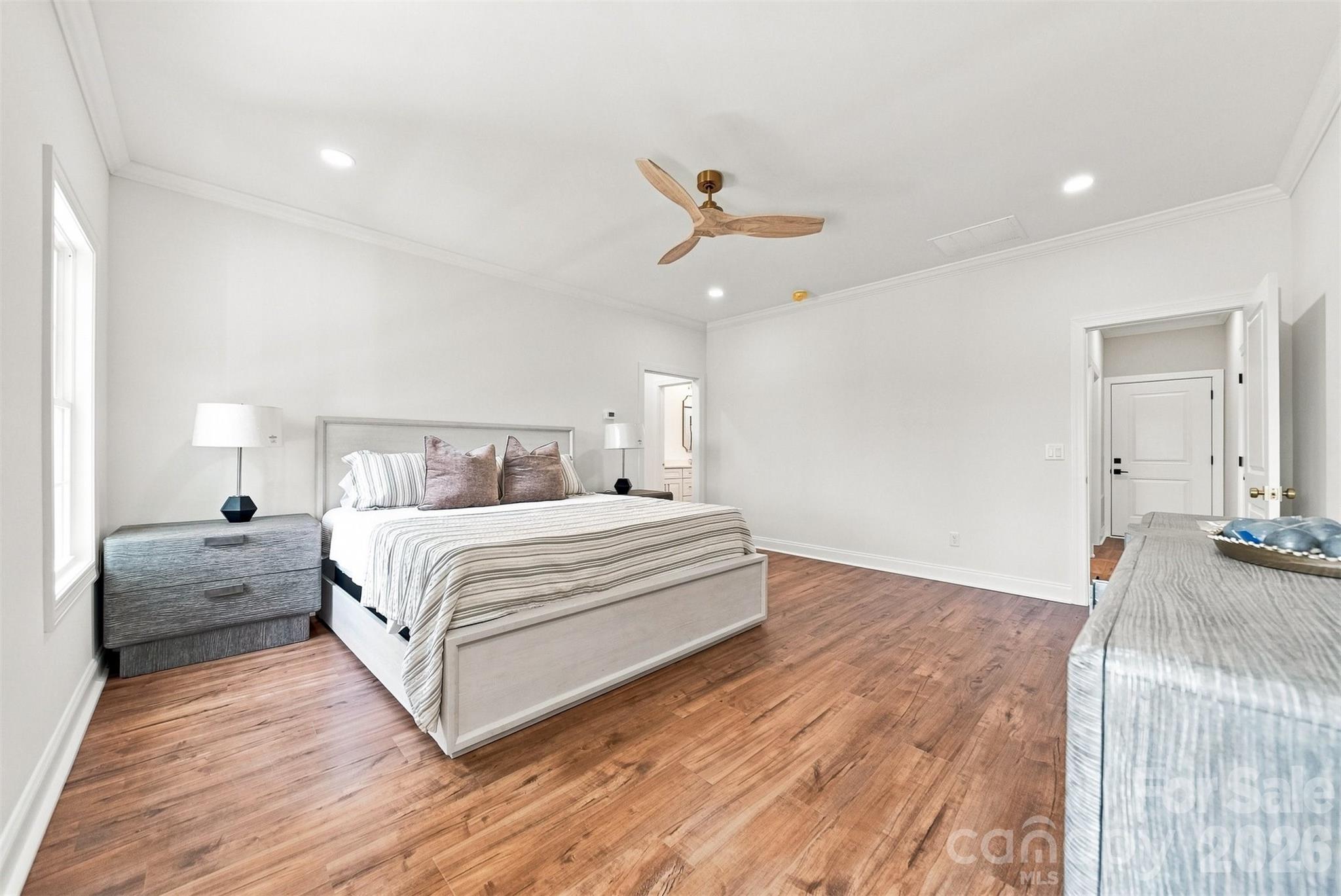 5317 Shoreline Way — Granite Falls