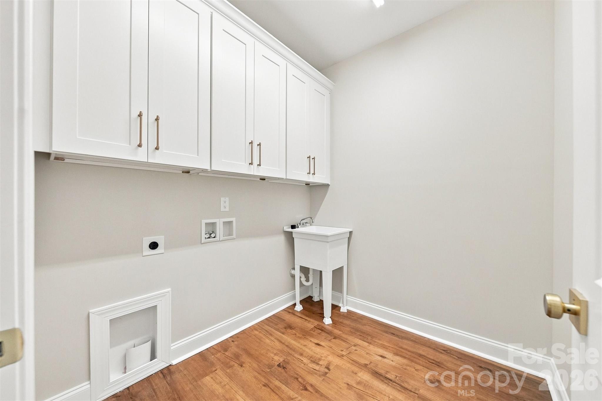 5317 Shoreline Way — Granite Falls